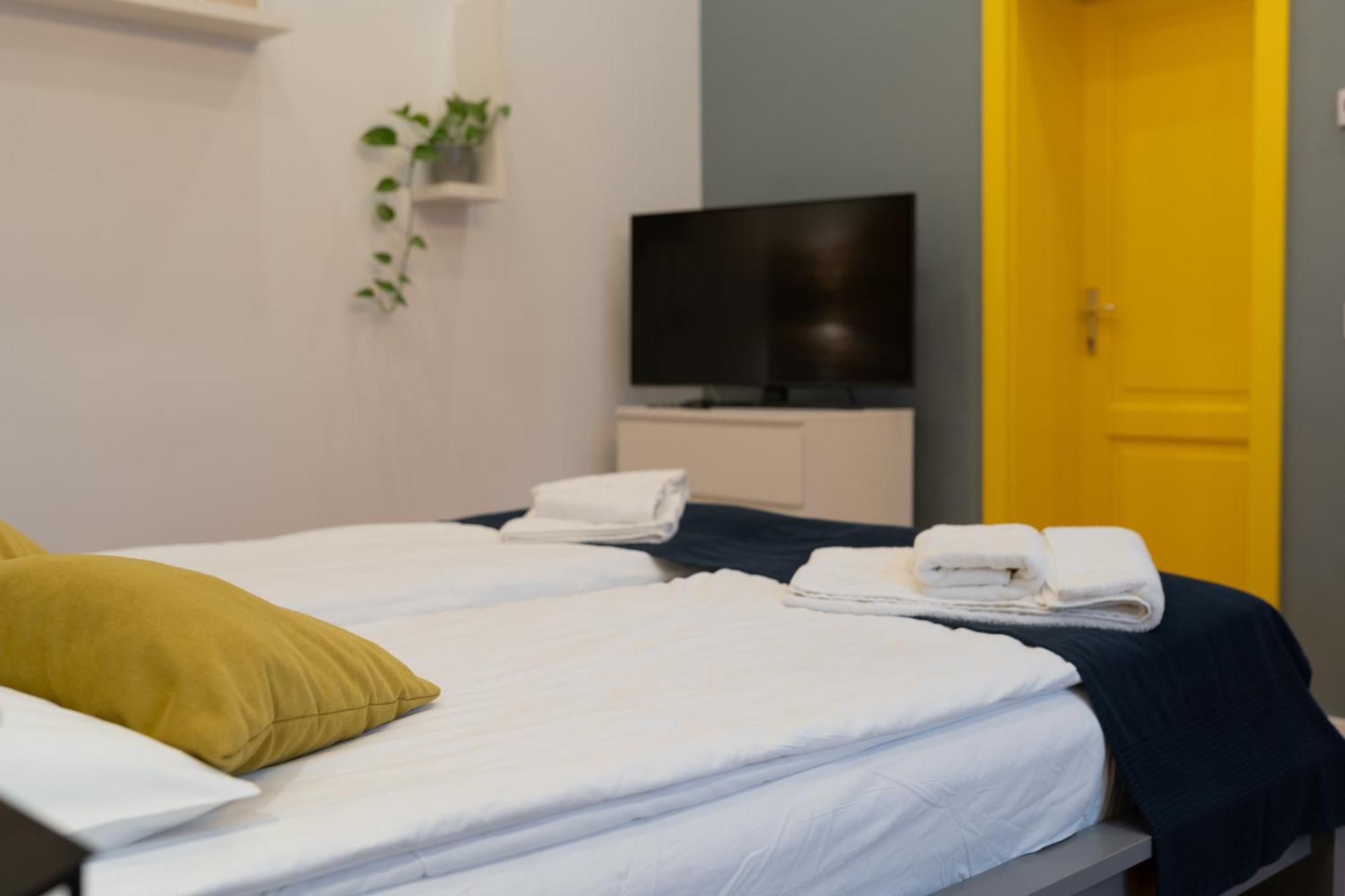 5 Star Luxury Studio-Old Town Center Κλουζ-Ναπόκα Εξωτερικό φωτογραφία